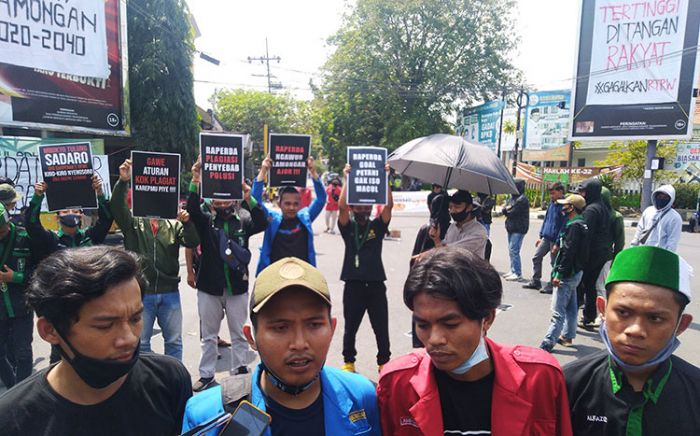 Tolak Raperda RTRW, AMLM: Tidak Sesuai Sosiokultural Masyarakat Lamongan Tolak Raperda RTRW, AMLM: Tidak Sesuai Sosiokultural Masyarakat Lamongan
