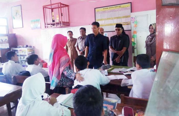 Dewan Kota Mojokerto Minta Diknas Penuhi Guru dan Fasilitas Siswa Inklusi Dewan Kota Mojokerto Minta Diknas Penuhi Guru dan Fasilitas Siswa Inklusi