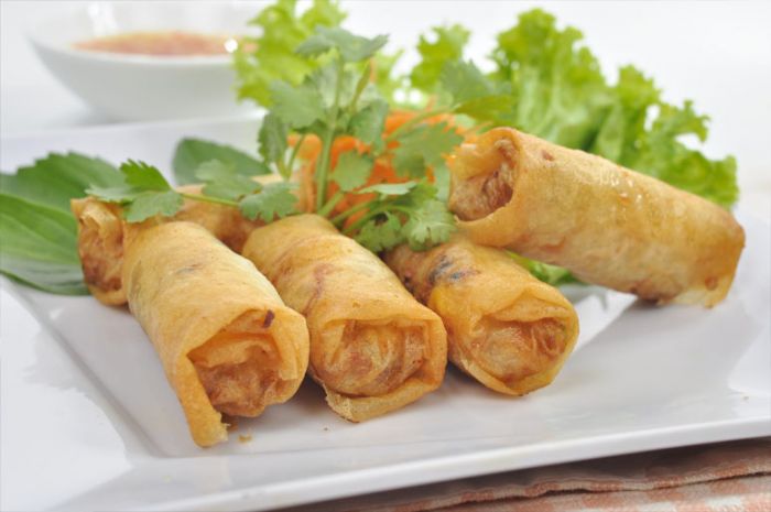 Cara Membuat Lumpia Goreng Khas Semarang yang Renyah Cara Membuat Lumpia Goreng Khas Semarang yang Renyah