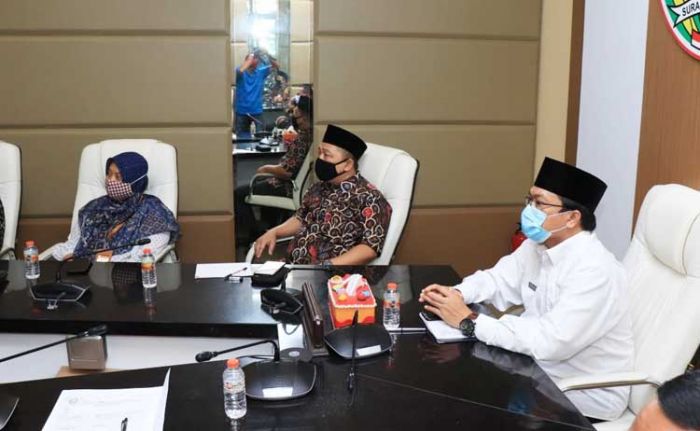 Pemkot Pasuruan Ikuti Rakor Anev Pelaksanaan Pilkada Serentak Via Vidcon Pemkot Pasuruan Ikuti Rakor Anev Pelaksanaan Pilkada Serentak Via Vidcon
