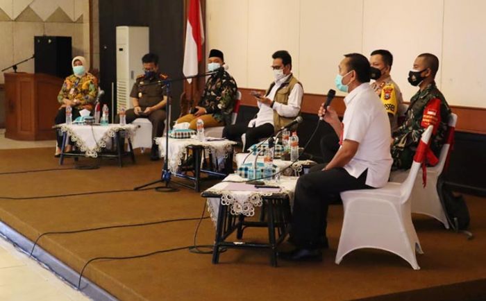 Pemkab Gresik Klaim PPKM Efektif Tekan Angka Covid-19 Pemkab Gresik Klaim PPKM Efektif Tekan Angka Covid-19