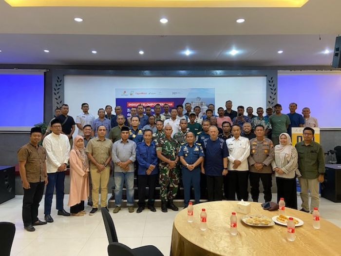 ExxonMobil Cepu Ajak Nelayan Tuban Jaga Keselamatan di Wilayah Sekitar FSO Gagak Rimang ExxonMobil Cepu Ajak Nelayan Tuban Jaga Keselamatan di Wilayah Sekitar FSO Gagak Rimang