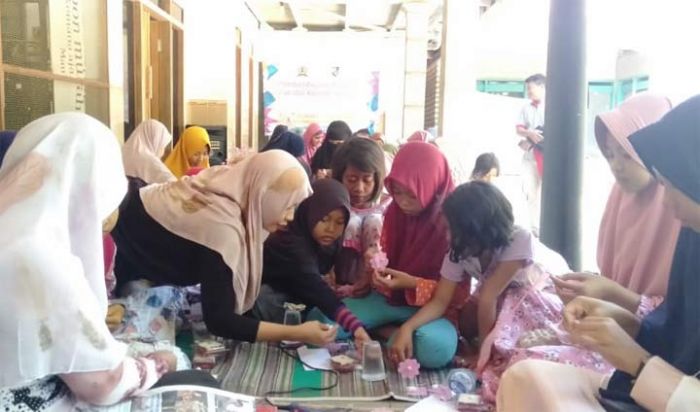 Peduli Lingkungan, Kompak Gelar Pelatihan Daur Ulang Sampah Plastik