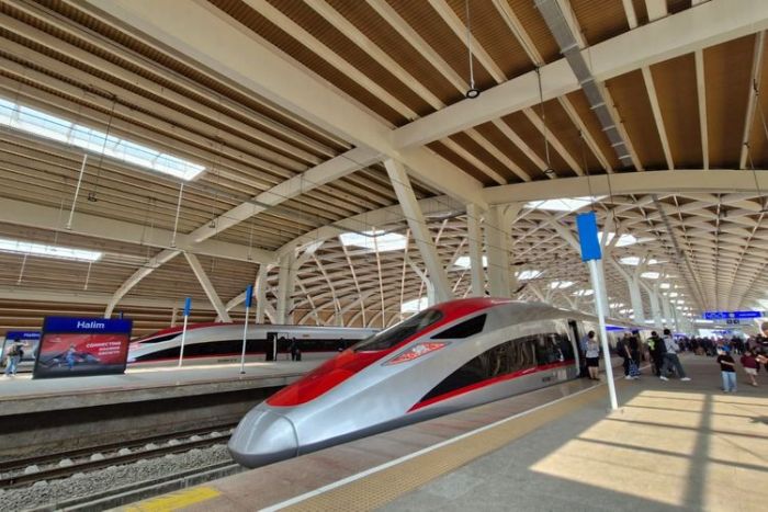 Naik Whoosh Dapatkan Diskon Tiket Wisata Akhir Tahun Naik Whoosh Dapatkan Diskon Tiket Wisata Akhir Tahun
