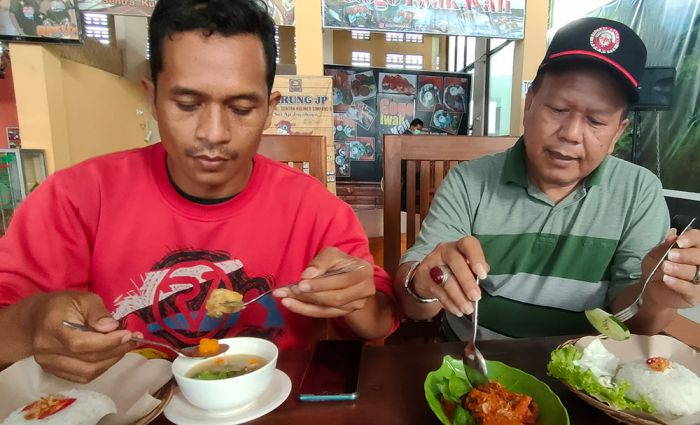 Rica-rica Kutuk dan Sop Kutuk Jadi Andalan Kedai Gogo Iwak Kali