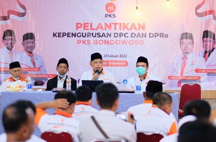 Kunjungi Bondowoso, Irwan Setiawan Lantik 104 Struktur Ranting PKS Kunjungi Bondowoso, Irwan Setiawan Lantik 104 Struktur Ranting PKS