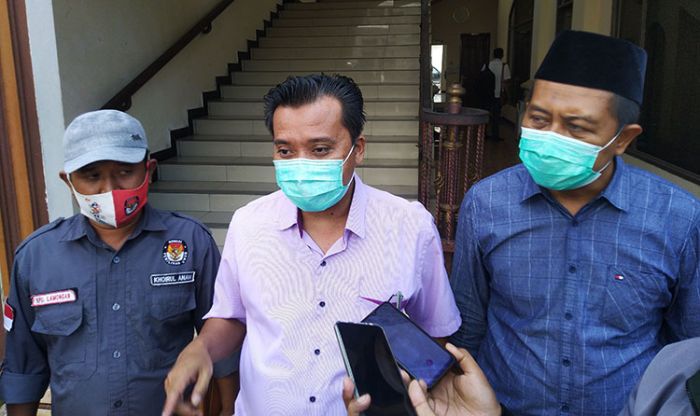 Sukseskan Pilkada 2020, KPU Lamongan Sosialisasikan Syarat Pencalonan Bupati dan Wakil Bupati Sukseskan Pilkada 2020, KPU Lamongan Sosialisasikan Syarat Pencalonan Bupati dan Wakil Bupati