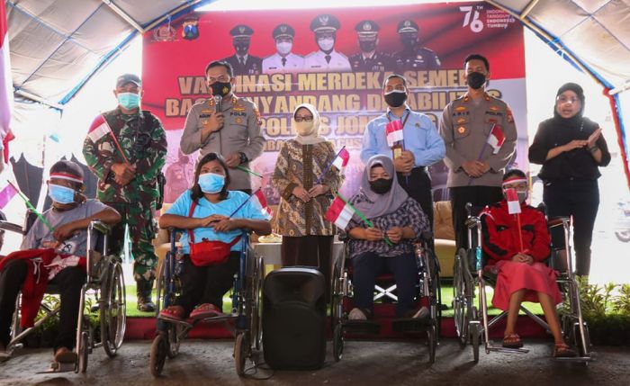 Sambut HUT Kemerdekaan RI, Polres Jombang Gelar Vaksinasi Kepada Disabilitas