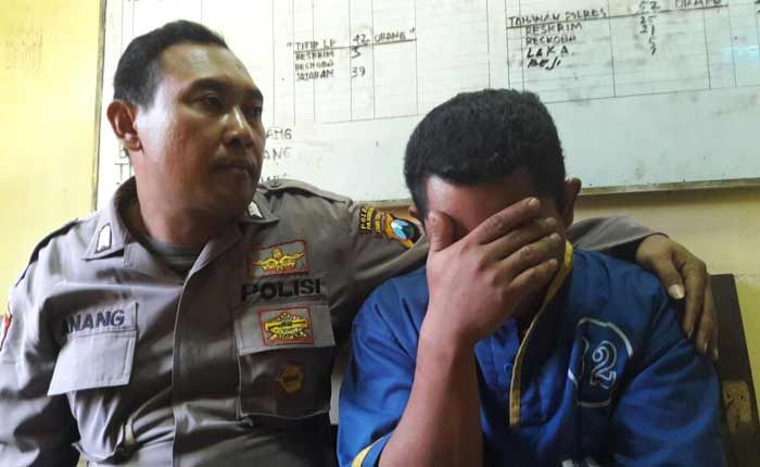 Hendak Pesta Sabu, Karyawan Pabrik Dibekuk Satreskoba Polres Pasuruan Hendak Pesta Sabu, Karyawan Pabrik Dibekuk Satreskoba Polres Pasuruan