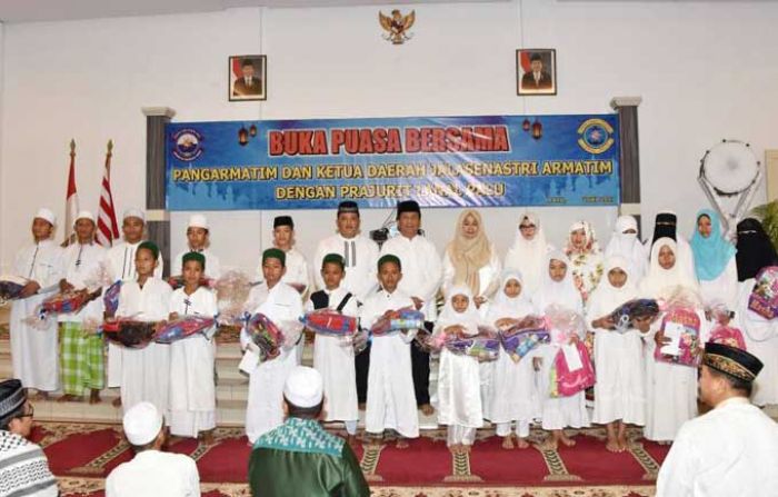Lanjutkan Safari Ramadhan, Pangarmatim Kunjungi Lanal Palu Lanjutkan Safari Ramadhan, Pangarmatim Kunjungi Lanal Palu