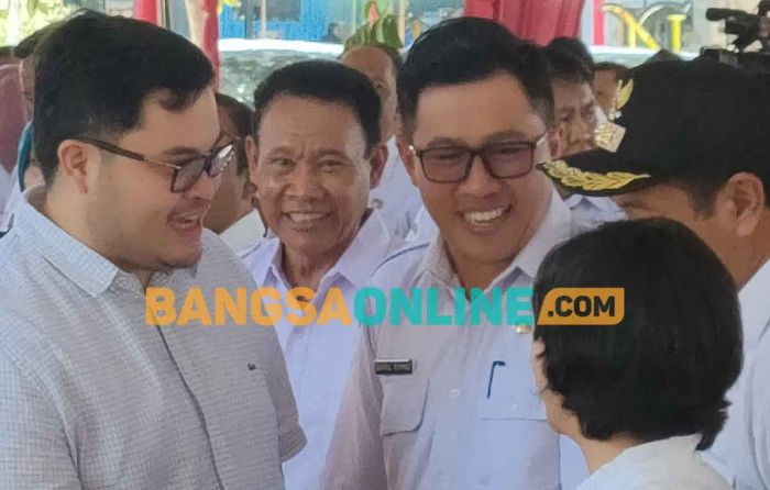 Bupati Kediri Minta Proses Seleksi Perangkat Desa Berbasis CAT Bupati Kediri Minta Proses Seleksi Perangkat Desa Berbasis CAT