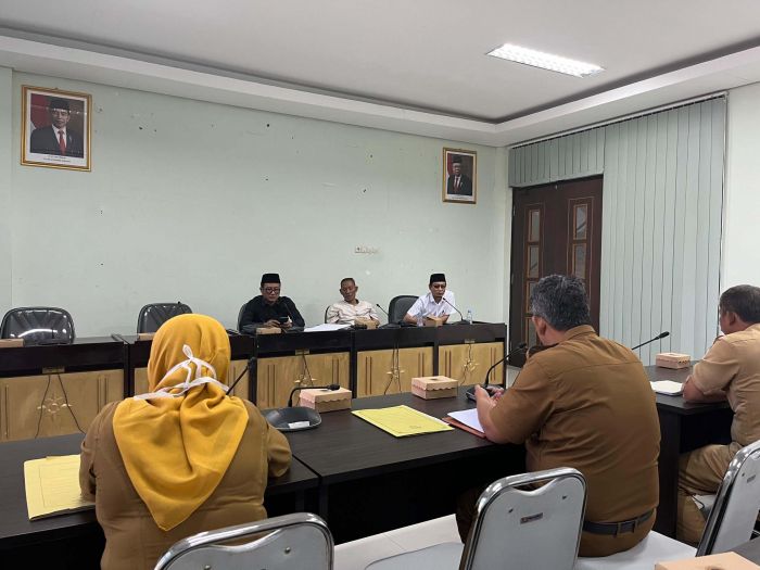 Sejumlah Proyek Pembangunan Molor, Komisi I DPRD Tuban Panggil Dinas PUPR-PRKP Sejumlah Proyek Pembangunan Molor, Komisi I DPRD Tuban Panggil Dinas PUPR-PRKP