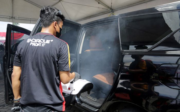 Meriahkan HJKS ke-728, Wali Kota Eri Buka Fogging Mobil Gratis Meriahkan HJKS ke-728, Wali Kota Eri Buka Fogging Mobil Gratis
