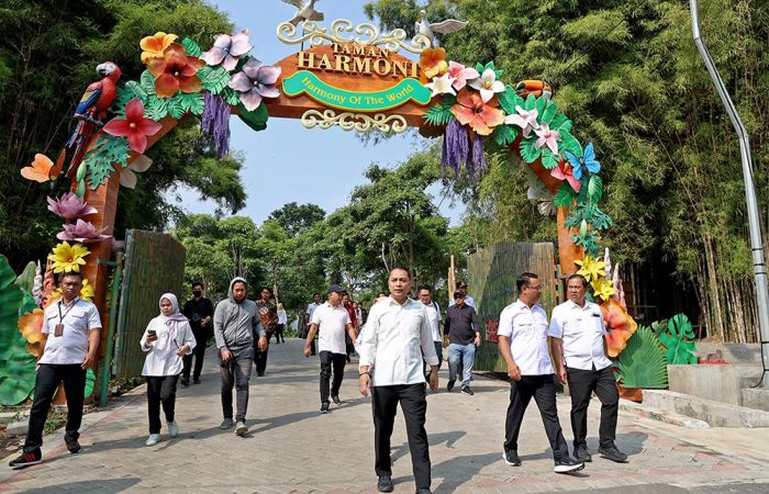 Gerakkan Ekonomi Warga, Wali Kota Eri Cahyadi Fokus Koneksi Infrastruktur Jalan di Tahun 2026-2027