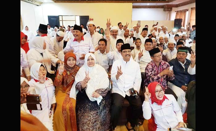 Nyai se-Surabaya Deklarasikan Jawara Gus Ipul-Puti