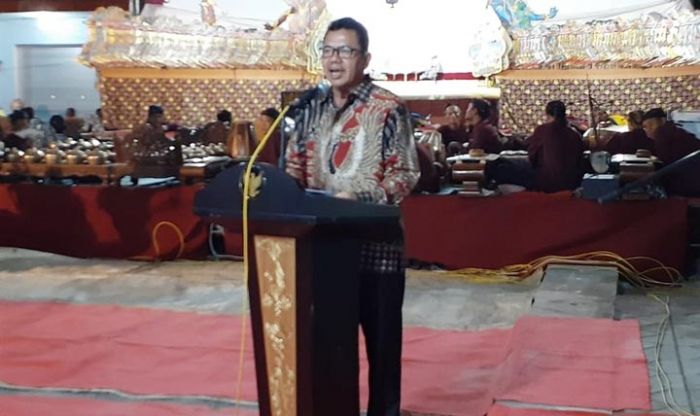 Plt Bupati Mojokerto Berharap Pemeran UMKM Tingkatkan Pertumbuhan Ekonomi di Sektor Perdagangan Plt Bupati Mojokerto Berharap Pemeran UMKM Tingkatkan Pertumbuhan Ekonomi di Sektor Perdagangan