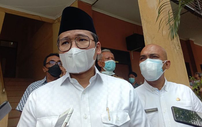 Pelaksanaan PTM, Bupati Bangkalan Anjurkan Siswa Divaksin Terlebih Dahulu Pelaksanaan PTM, Bupati Bangkalan Anjurkan Siswa Divaksin Terlebih Dahulu
