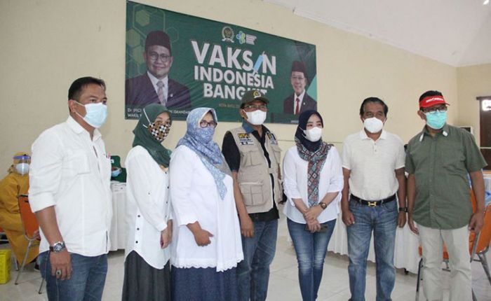 PKB, Partai Pertama Awali Vaksinasi Gratis bagi Warga Kota Batu PKB, Partai Pertama Awali Vaksinasi Gratis bagi Warga Kota Batu