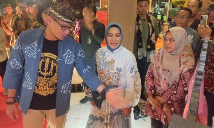 Apresiasi Mojo Batik Festival 2023, Menparekraf Usulkan Masuk Event Nusantara Apresiasi Mojo Batik Festival 2023, Menparekraf Usulkan Masuk Event Nusantara