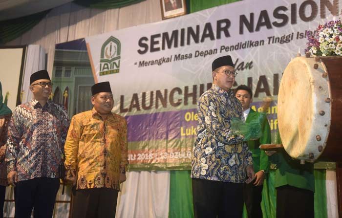 STAIN Kediri Bertranformasi menjadi IAIN STAIN Kediri Bertranformasi menjadi IAIN