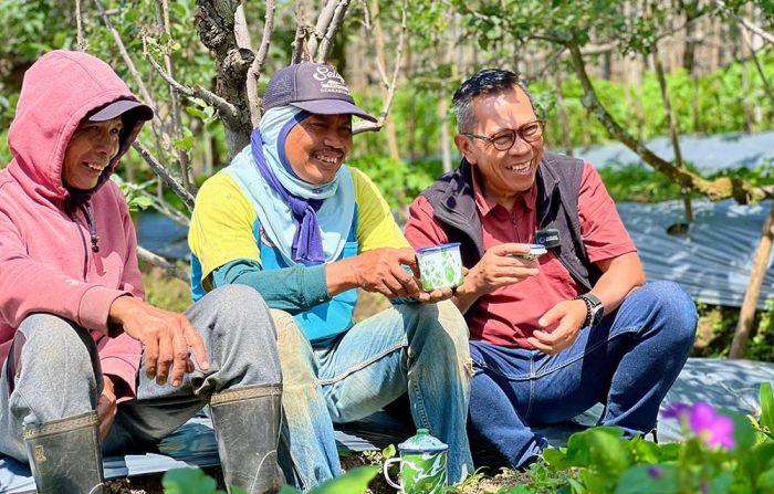 Maju Bacawali Batu, Cak Nur Awali Silaturrahmi dengan Tokoh Masyarakat dan Petani di Bumiaji Maju Bacawali Batu, Cak Nur Awali Silaturrahmi dengan Tokoh Masyarakat dan Petani di Bumiaji