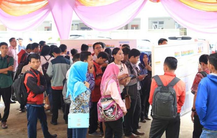 Pemkot Surabaya Gelar Bursa Kerja Terbuka Pemkot Surabaya Gelar Bursa Kerja Terbuka