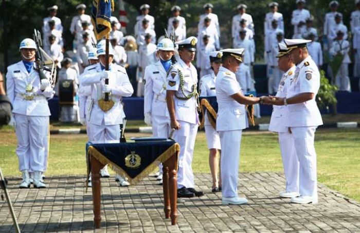 Kasarmatim Hadiri Sertijab Komandan STTAL