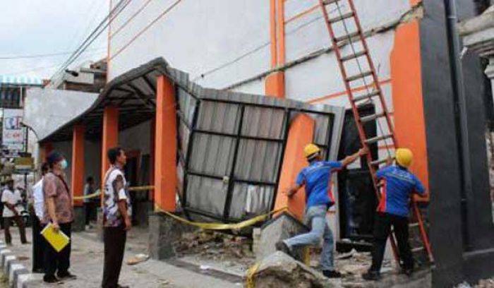 Tersangka Gedung Garuda Lamongan jadi Tahanan Kota