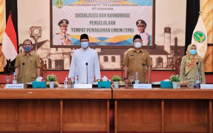 Hilangkan Kesan Horor, Gus Ipul Instruksikan Peningkatan Kebersihan dan Fasilitas TPU Hilangkan Kesan Horor, Gus Ipul Instruksikan Peningkatan Kebersihan dan Fasilitas TPU