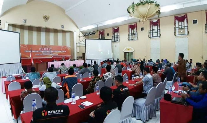 Bawaslu Pasuruan Gelar Evaluasi Penanganan Pelanggaran Pemilu Tahun 2019 Bersama Panwascam