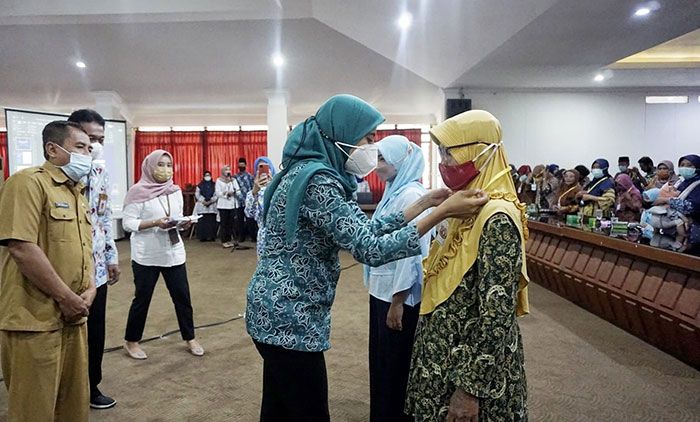 Ketua TP PKK Kota Kediri Launching SOTH dan Selantang Ketua TP PKK Kota Kediri Launching SOTH dan Selantang