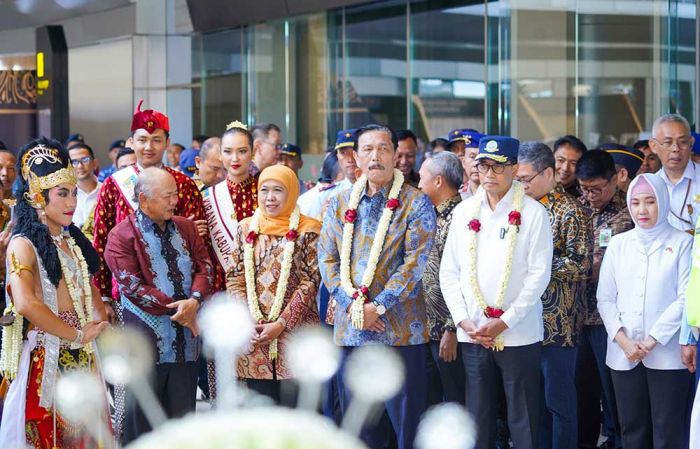 Bandara Internasional Dhoho Diresmikan, Khofifah: Pemerataan Pembangunan di Wilayah Selatan Jatim Bandara Internasional Dhoho Diresmikan, Khofifah: Pemerataan Pembangunan di Wilayah Selatan Jatim