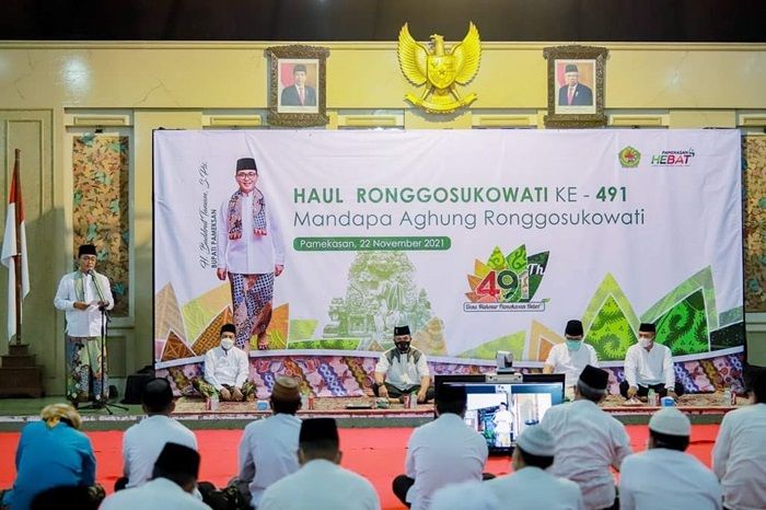 Gelar Haul Ronggosukowati di Hari Jadi ke-491 Pamekasan, Baddrut: Momentum Perbaikan Kinerja Gelar Haul Ronggosukowati di Hari Jadi ke-491 Pamekasan, Baddrut: Momentum Perbaikan Kinerja