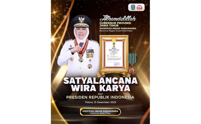 Gubernur Khofifah Terima Tanda Kehormatan Satyalancana Wira Karya Bidang Kelautan Gubernur Khofifah Terima Tanda Kehormatan Satyalancana Wira Karya Bidang Kelautan