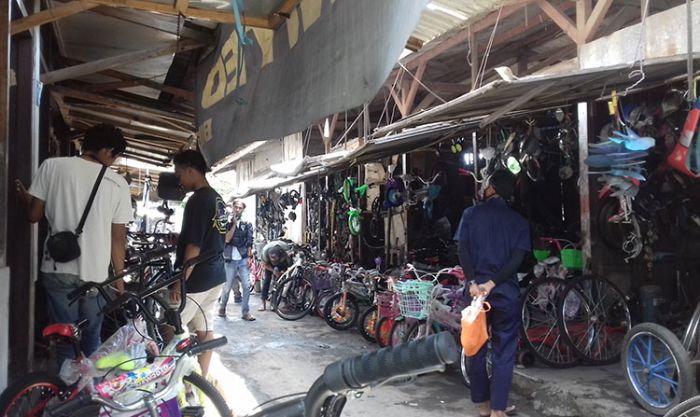 Bangunan Bedak Bocor, Pedagang Pasar Mangunharjo Mengeluh Bangunan Bedak Bocor, Pedagang Pasar Mangunharjo Mengeluh