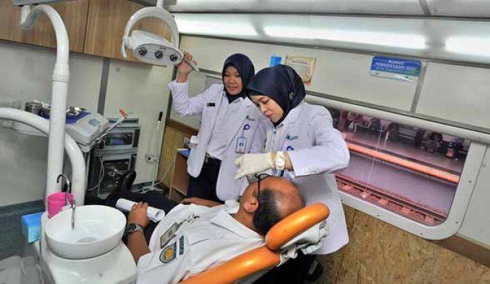 PT KAI Resmi Luncurkan Kereta PT KAI Resmi Luncurkan Kereta