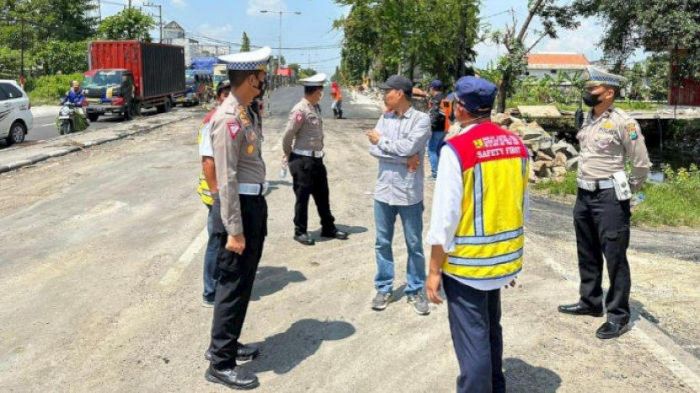Waspadai 4 Titik Kemacetan di Lamongan saat Libur Nataru Waspadai 4 Titik Kemacetan di Lamongan saat Libur Nataru