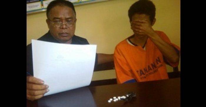 Simpan 13 Butir Pil Koplo, Buruh Tani di Kediri Diringkus Simpan 13 Butir Pil Koplo, Buruh Tani di Kediri Diringkus