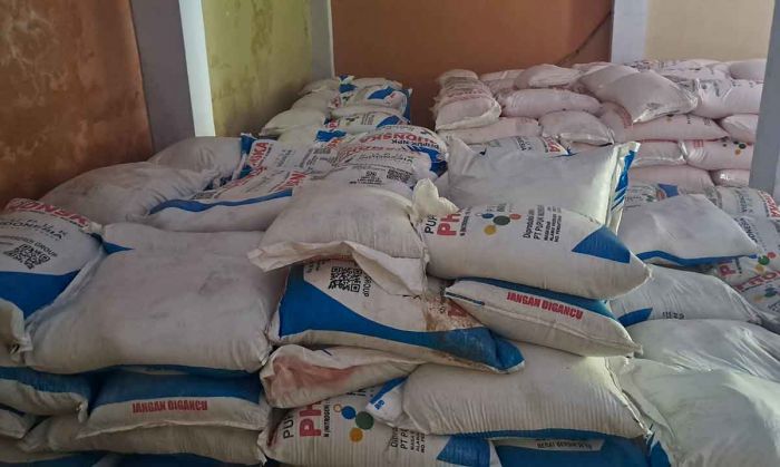 Stok Pupuk Subsidi di Tuban Dipastikan Aman Jelang Lebaran Stok Pupuk Subsidi di Tuban Dipastikan Aman Jelang Lebaran