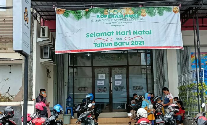 Derita Batin Korban Investasi Madu Klanceng di Kediri, Uang Ratusan Juta Tak Jelas Rimbanya Derita Batin Korban Investasi Madu Klanceng di Kediri, Uang Ratusan Juta Tak Jelas Rimbanya