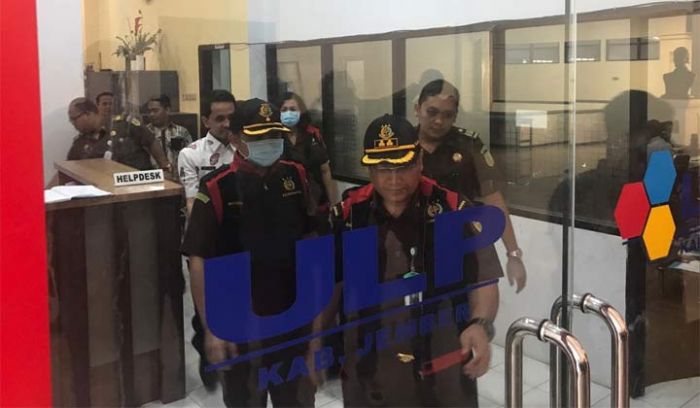 Kejari Geledah 6 Ruangan Disperindag dan dan ULP Kabupaten Jember