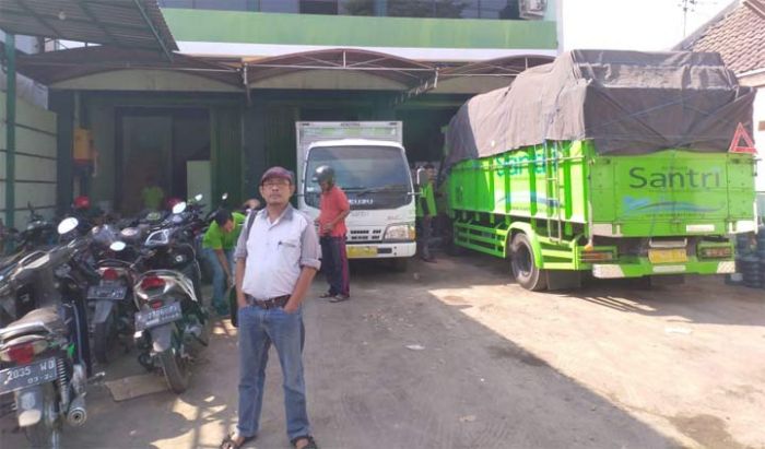 LSM di Pasuruan Pertanyakan UKL-UPL Perusahaan Air Minum Santri LSM di Pasuruan Pertanyakan UKL-UPL Perusahaan Air Minum Santri