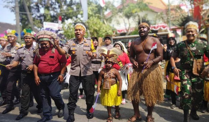 Hadiri Karnaval Kebhinekaan, Kapolres Jamin Keamanan Warga Papua di Lamongan