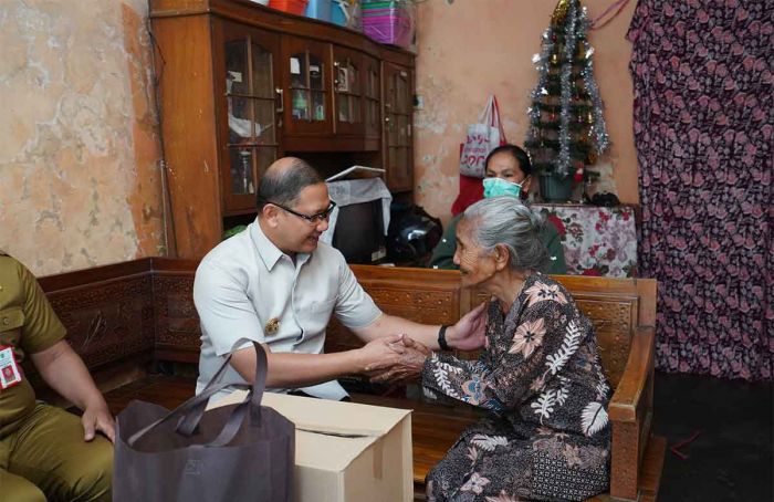 Pj Wali Kota Batu: Sang Pamong yang Tak Kenal Lelah Pj Wali Kota Batu: Sang Pamong yang Tak Kenal Lelah