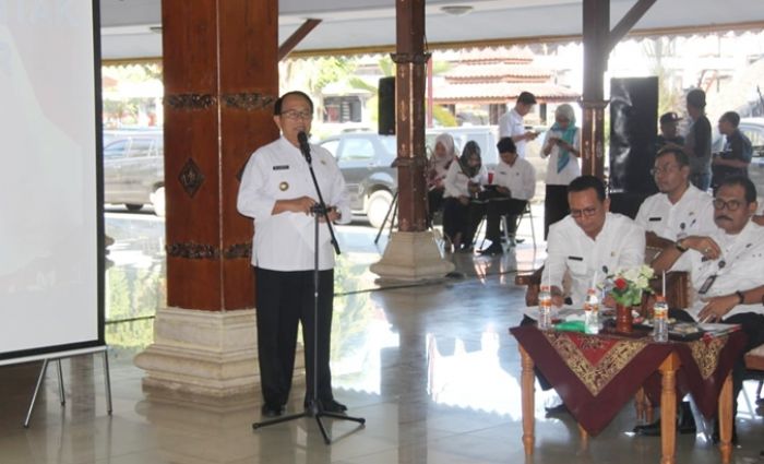 Bupati Blitar Resmikan Desk Pilkades Serentak 167 Desa