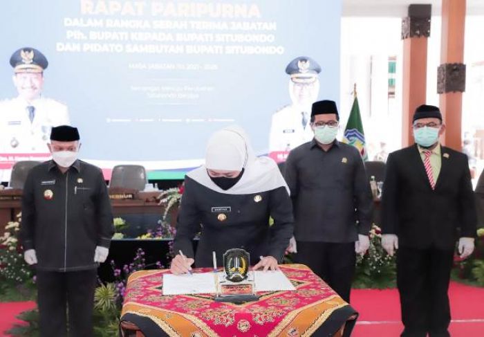 Sertijab Bupati Situbondo, Gubernur Khofifah Minta Percepat Pertumbuhan dan Pemerataan Ekonomi Sertijab Bupati Situbondo, Gubernur Khofifah Minta Percepat Pertumbuhan dan Pemerataan Ekonomi