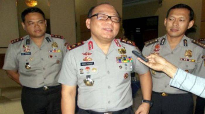 Kapolda Jatim Sesalkan Bandar Narkoba Bebas Kapolda Jatim Sesalkan Bandar Narkoba Bebas