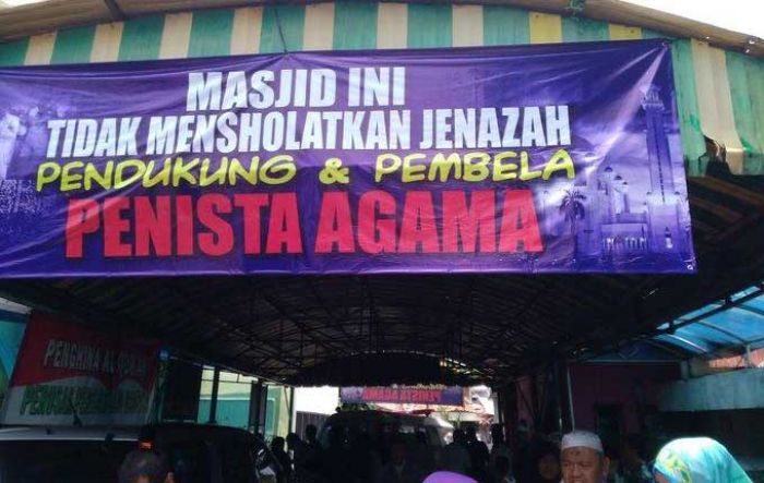 Al-Nahl 113-114: Hak Takmir Masjid Tidak Menshalati Jenazah Munafik Al-Nahl 113-114: Hak Takmir Masjid Tidak Menshalati Jenazah Munafik