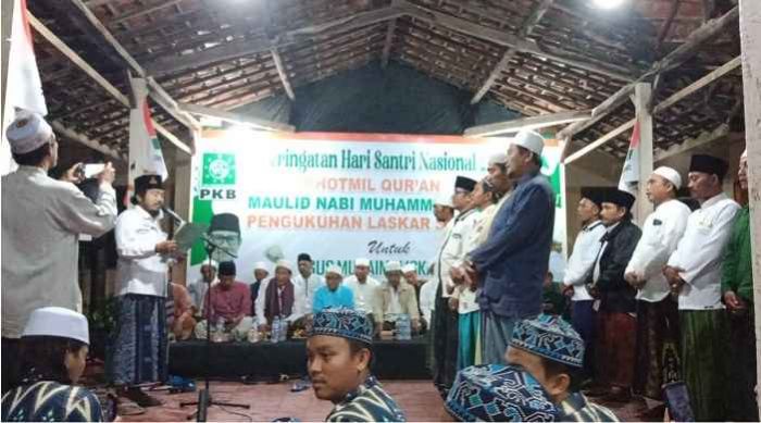 Khotib Marzuki Kukuhan Laskar Santri Kamal, Bangkalan