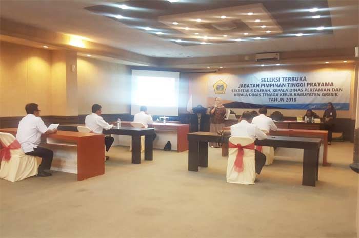 40 Persen Porsi Bupati Sambari Tentukan Sekda Gresik Hasil Lelang 40 Persen Porsi Bupati Sambari Tentukan Sekda Gresik Hasil Lelang